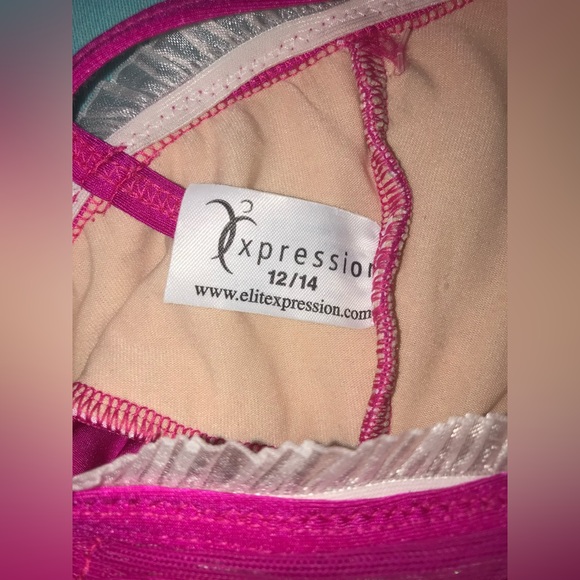 Figure Skating dress 12-14 yo 💓 - Picture 4 of 4